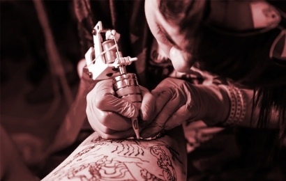 8 dicas de como cuidar da tatuagem.