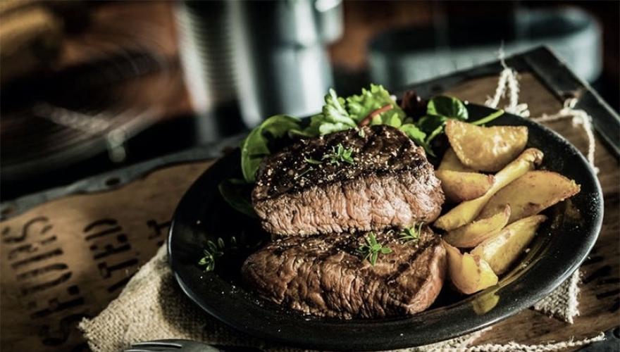 4 motivos para experimentar comida de boteco